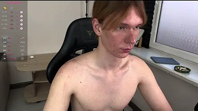 carthylovvve online show from March 10, 3:18 pm