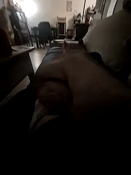 Snapshot of MarkBigDick35 chatting on January 18, 12:28 am MarkBigDick35 online show from January 18, 12:28 am