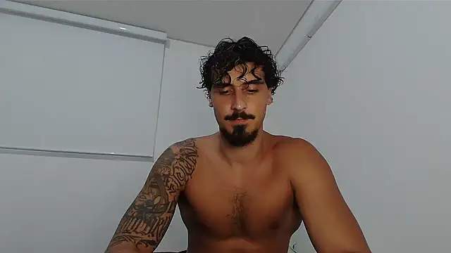 milkoffe online show from February 18, 9:56 pm