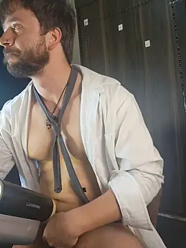 just maxii online show from November 30, 12:56 am