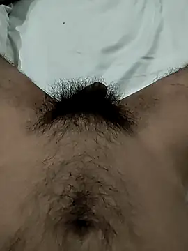 zhouzhou66 online show from December 21, 8:28 pm