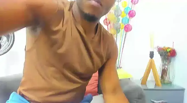 bigcock latin1 online show from February 27, 3:14 am