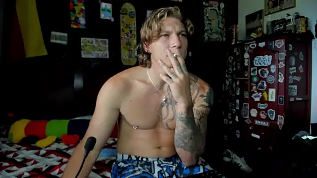 Snapshot of Tom_Krakow chatting on October 23, 8:45 pm Tom Krakow online show from October 23, 8:45 pm