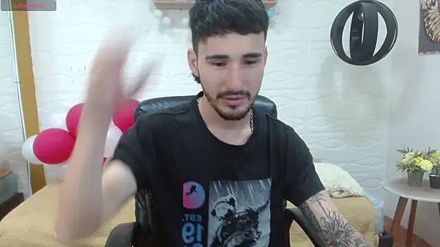 DmitriSanders online show from March 8, 9:51 pm