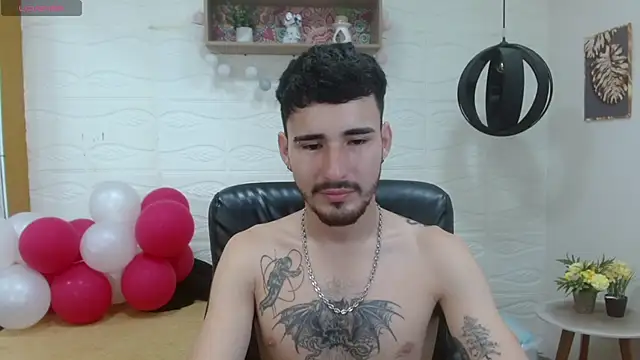 DmitriSanders online show from March 11, 7:36 pm