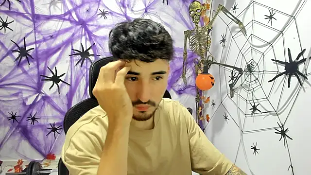 DmitriSanders online show from September 29, 1:15 am