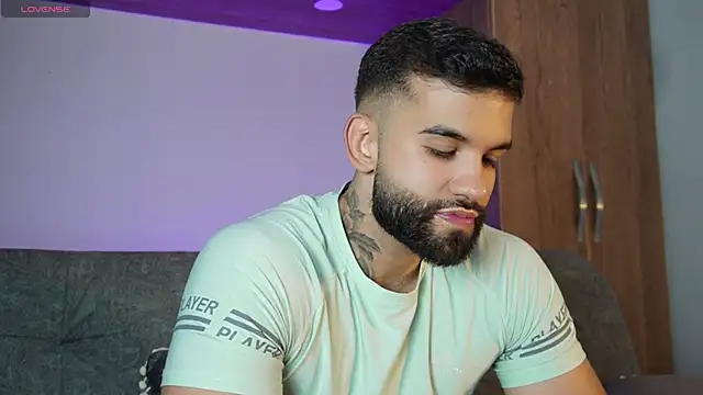 MarkHazze online show from November 4, 11:28 pm