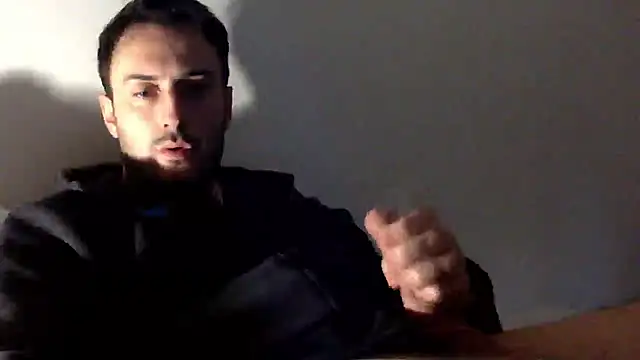 Snapshot of mainnrd chatting on February 23, 12:21 pm mainnrd online show from February 23, 12:21 pm