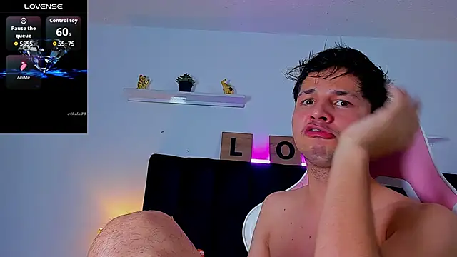 Issac james  online show from September 14, 4:58 am