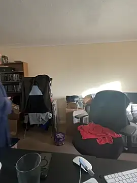 LondonTeffy online show from November 20, 10:03 am