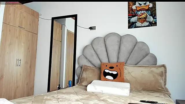 manucute 23  online show from March 10, 3:40 pm