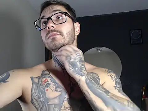 clark r online show from December 15, 11:46 pm