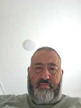 Snapshot of polla_calientes47 chatting on September 20, 3:45 pm polla calientes47 online show from September 20, 3:45 pm