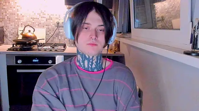  torfin  online show from March 17, 11:18 pm