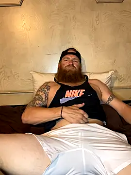 whitehammer94u online show from October 8, 11:20 pm