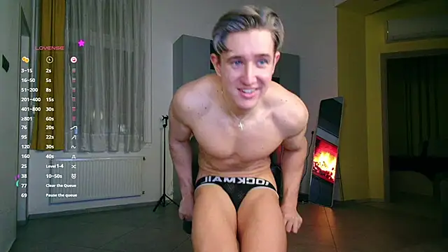 ChristianLevine  online show from October 27, 8:00 pm