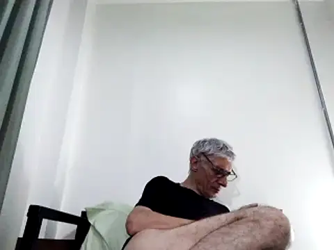 BIGUNCUTHARDCOCK online show from March 2, 2:25 pm