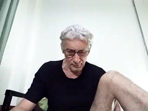 BIGUNCUTHARDCOCK online show from March 6, 11:03 am