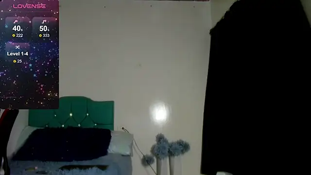 estebanlobo- online show from December 17, 10:11 pm