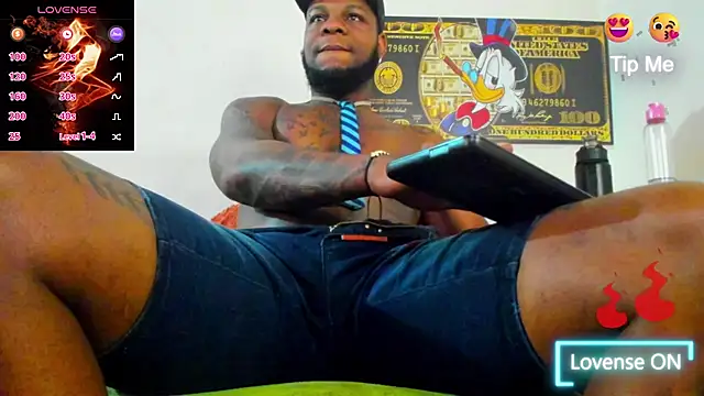 wotton 17 online show from November 30, 6:32 pm