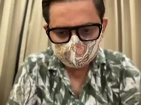slavekinky001 online show from April 13, 8:09 pm