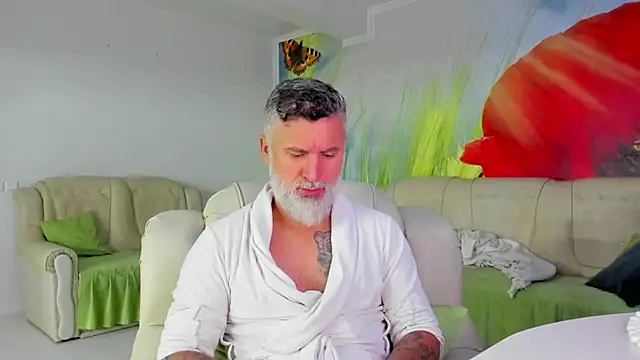 BlowMyXXL online show from January 6, 6:45 pm