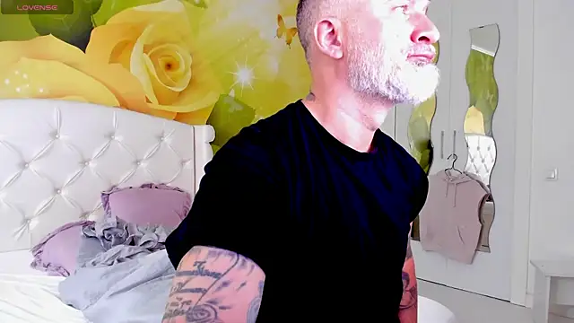 BlowMyXXL online show from October 8, 7:46 am