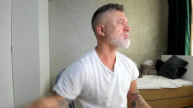 BlowMyXXL online show from September 9, 4:56 am