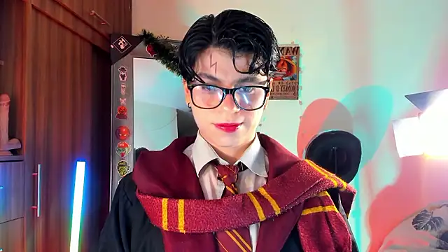 marckalexis online show from February 12, 9:59 am