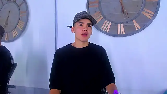 Mike 0233  online show from January 11, 8:33 am