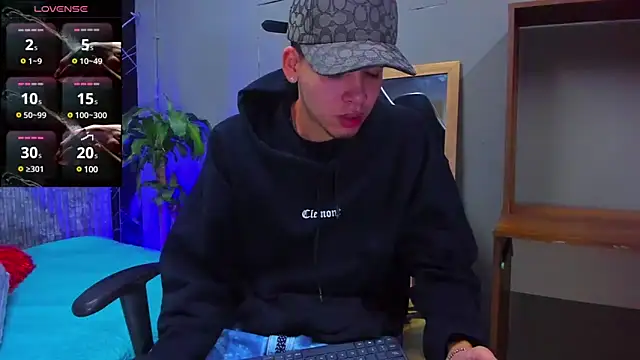 Mike 0233  online show from March 9, 4:27 am