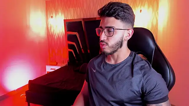 Liam Kleiin online show from January 13, 11:47 am