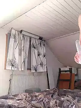 Snapshot of Sonare74 chatting on December 24, 4:44 am Sonare74 online show from December 24, 4:44 am