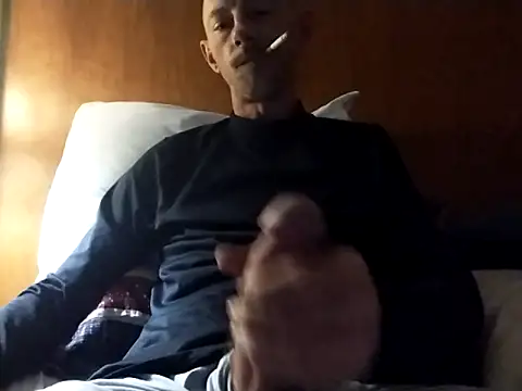 elmerfuddin87 online show from October 7, 9:41 pm