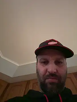 Snapshot of ryand12804 chatting on January 7, 12:34 am ryand12804 online show from January 7, 12:34 am