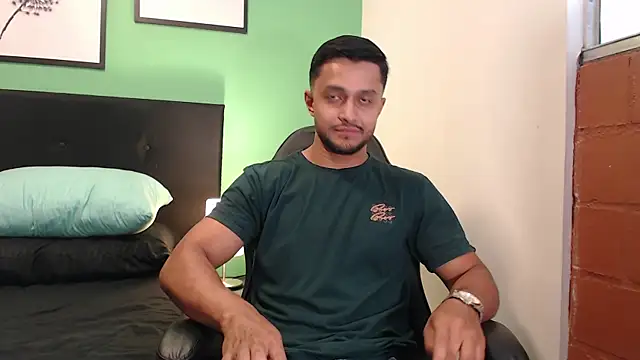 Erik kingston online show from December 19, 10:32 pm