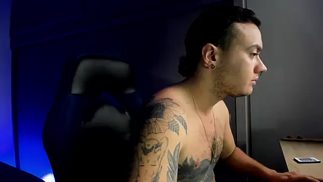 male pussy online show from January 11, 6:44 pm