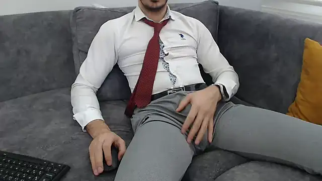 Naughtb0y online show from February 5, 12:12 pm