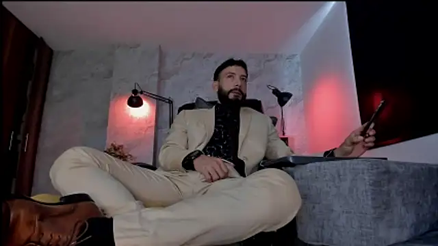 bruno woods online show from November 30, 1:13 pm