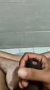 joejoe7 online show from December 8, 2:19 pm