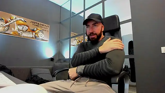 AronGrant online show from December 5, 10:12 am