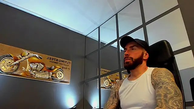 AronGrant online show from March 26, 11:03 am