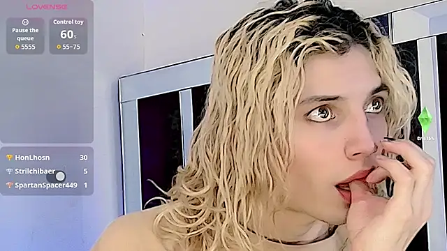 honey skin online show from September 16, 9:26 pm