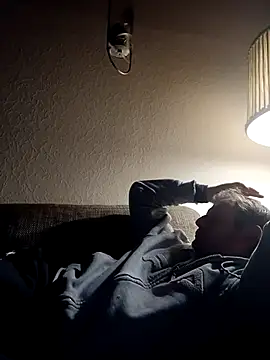 Snapshot of MArciQuarky chatting on March 3, 9:01 pm MArciQuarky online show from March 3, 9:01 pm