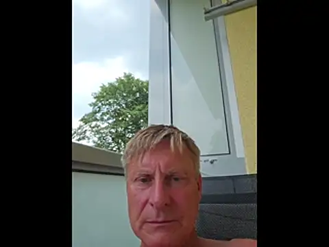 johnnym1 online show from June 29, 1:44 pm