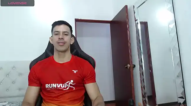 JoseRumbero26 online show from December 2, 11:32 am