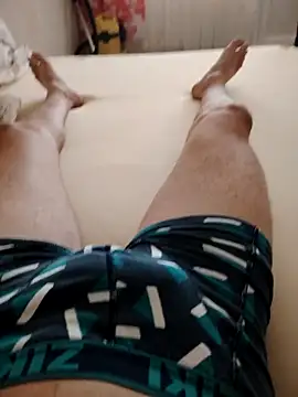 ciprianalex online show from April 28, 6:40 am