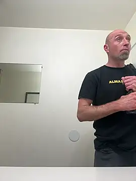 El Gizmo online show from January 13, 5:33 am