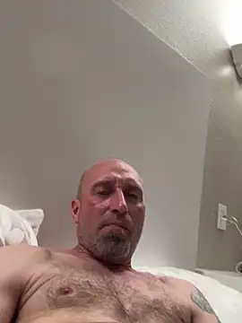 El Gizmo online show from January 27, 1:59 am