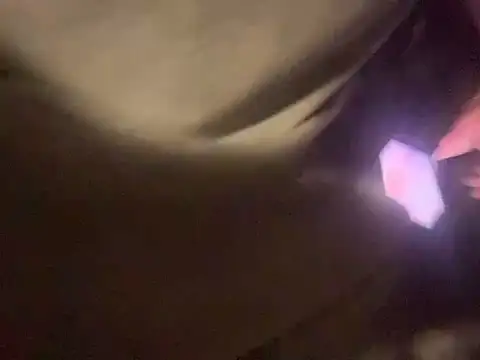 El Gizmo online show from January 2, 9:43 am